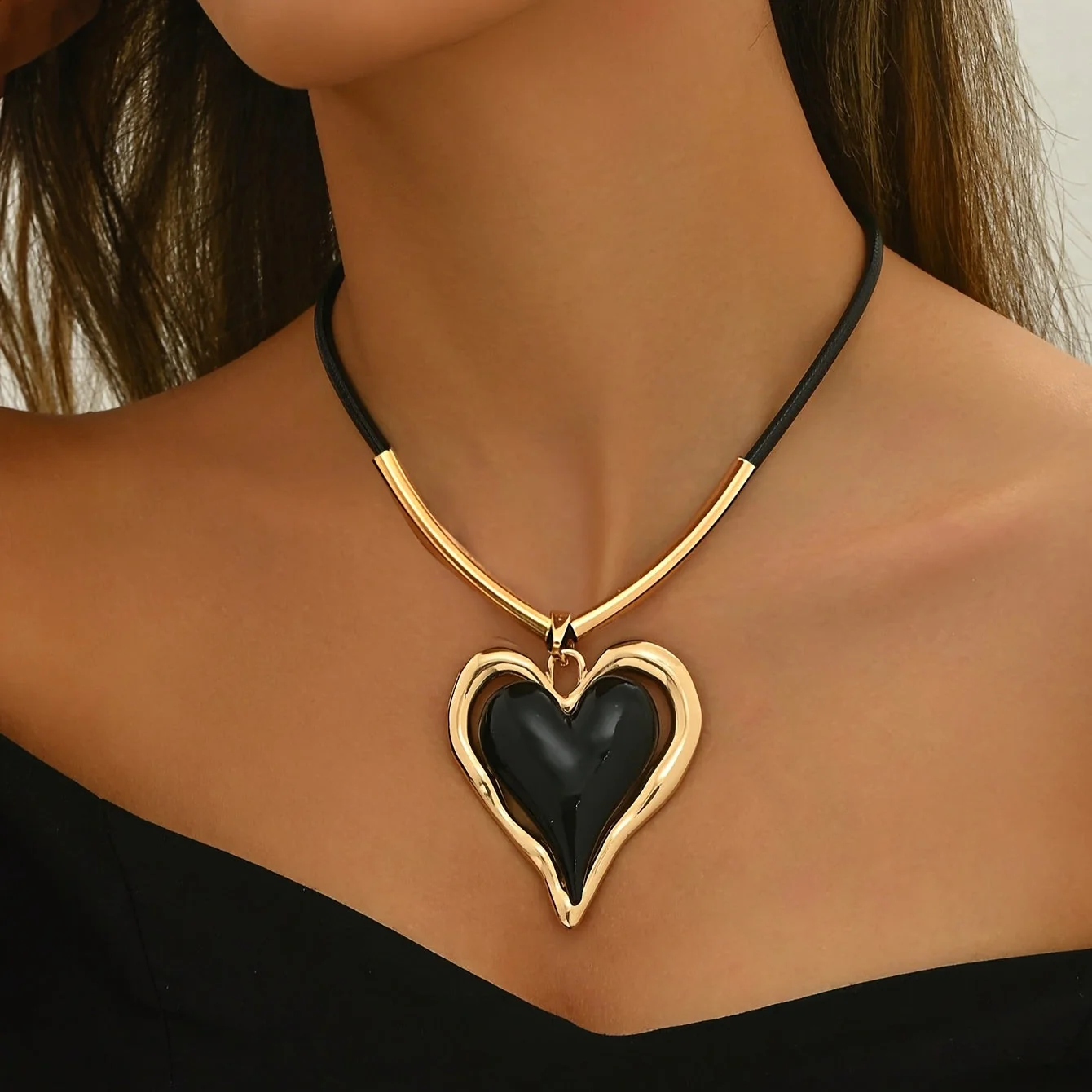 Bella Heart Core Pendant Necklace - Image 11