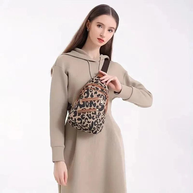 Cavari Crossbody Sling Bag - Image 5