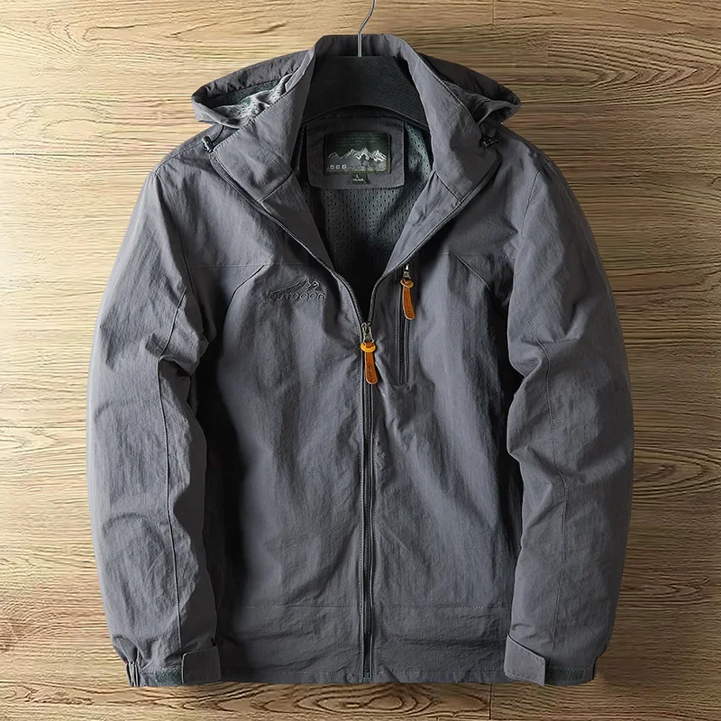 Everest Crest Hooded Jacket - Image 14