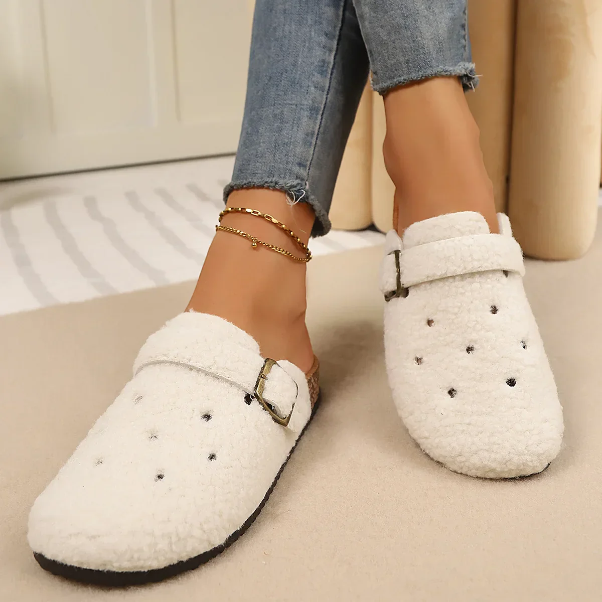 Nestle Fleece Clogs - Image 3
