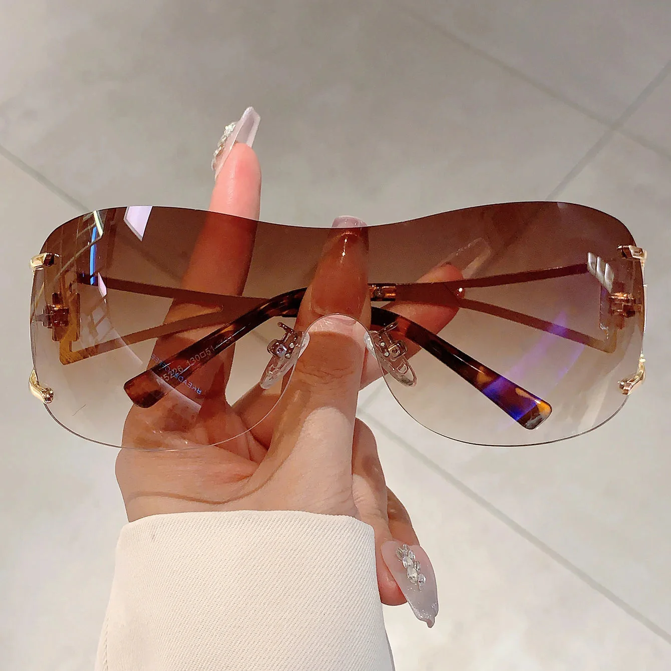 Nova Gradient Veil Shades - Image 6