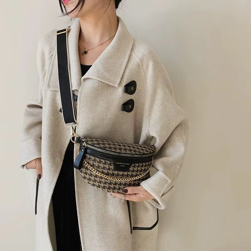 Soren Chain Crossbody - Image 3