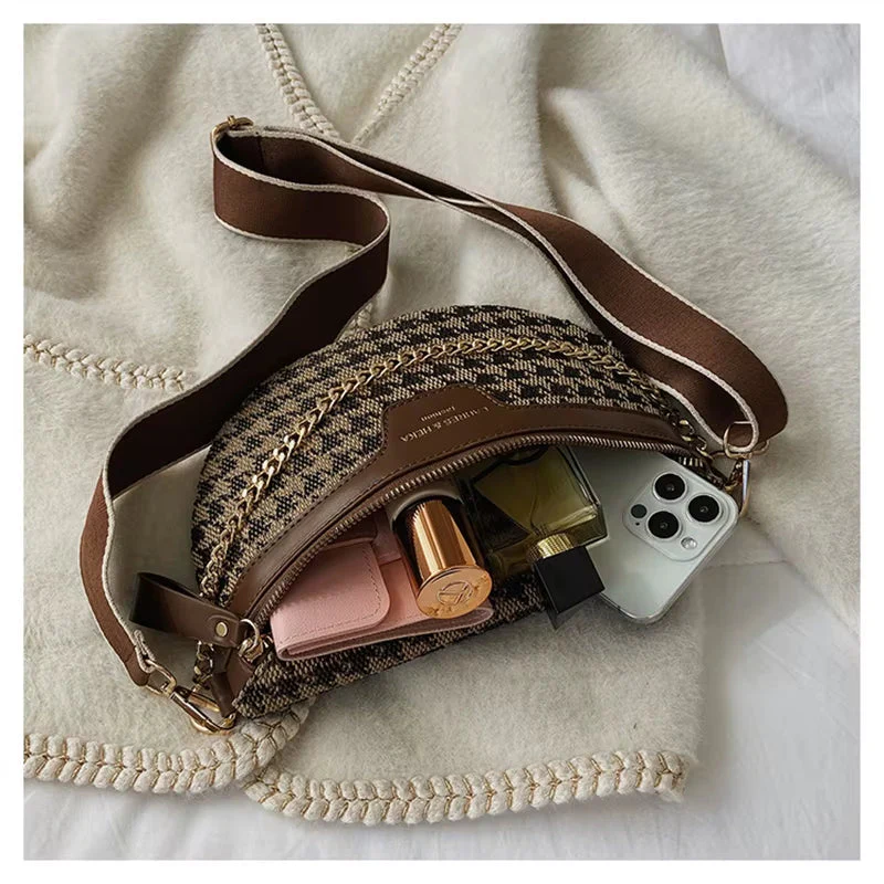 Soren Chain Crossbody - Image 8