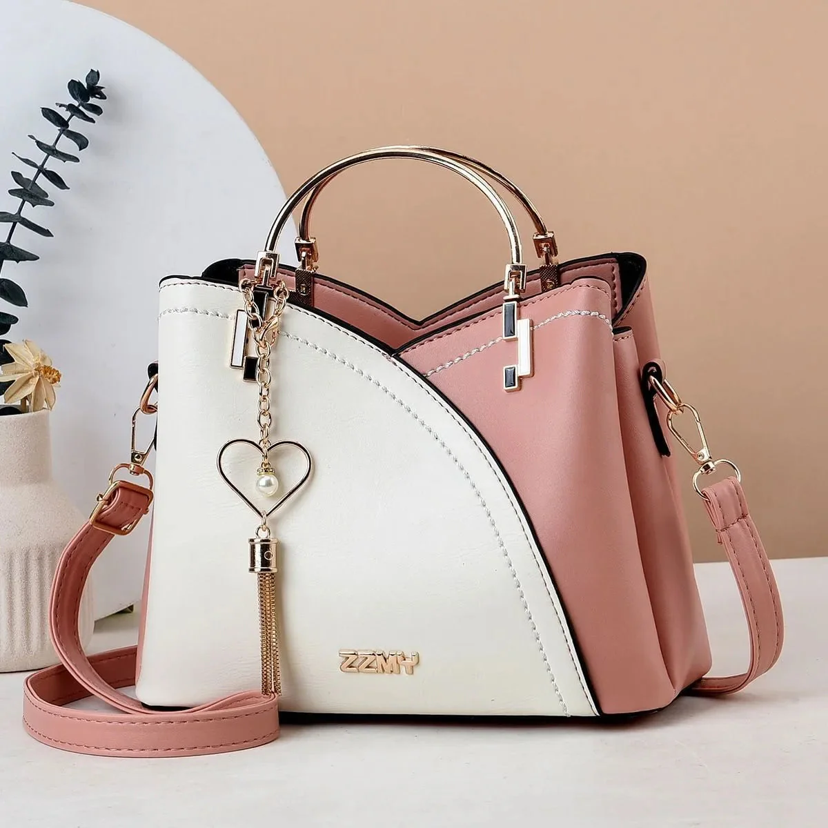 The Vivelle Signature Handbag - Image 6