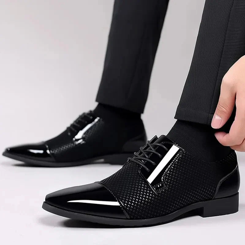 Verrano Gloss-Knit Oxford - Image 8